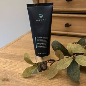 Monat Advanced Hydrating In-Shower Masque with Rejuveniqe Travel New Tube 2 oz
